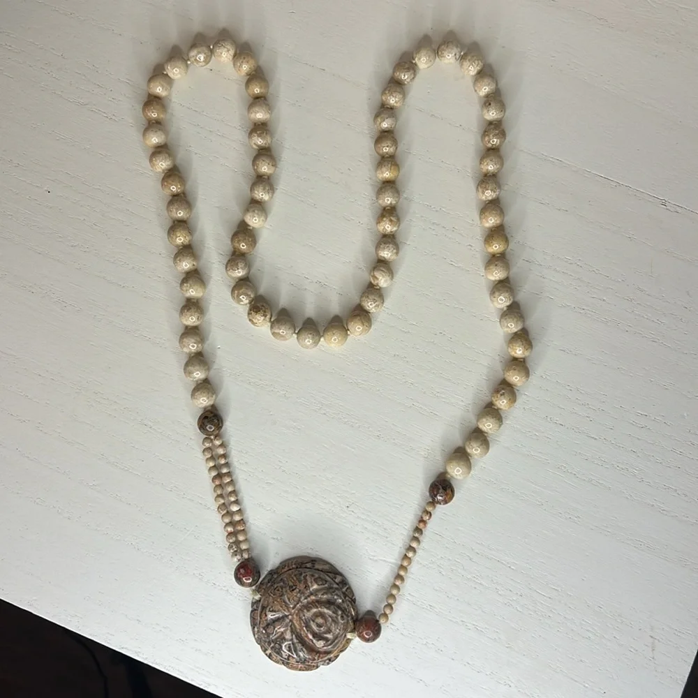 Tribal Polished Stone Tan beaded necklace